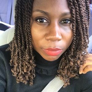 Meet your Posher, Juanita